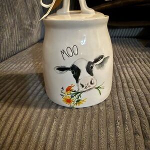 Rae Dunn Cow 🐄 with Flowers Canister- Farmhouse style- New